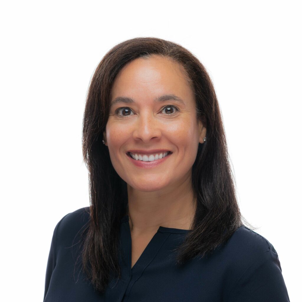 Mayra Lucero headshot image