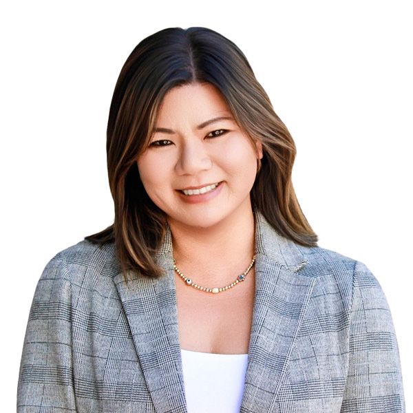 Katie Ngo headshot